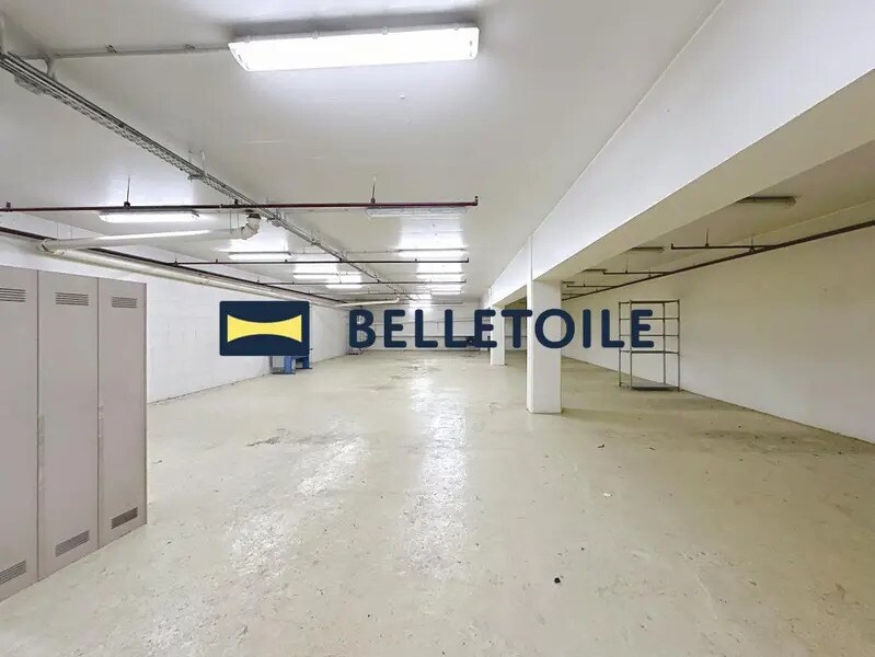 Industrial in Créteil for sale Interior Photo- Image 1 of 5
