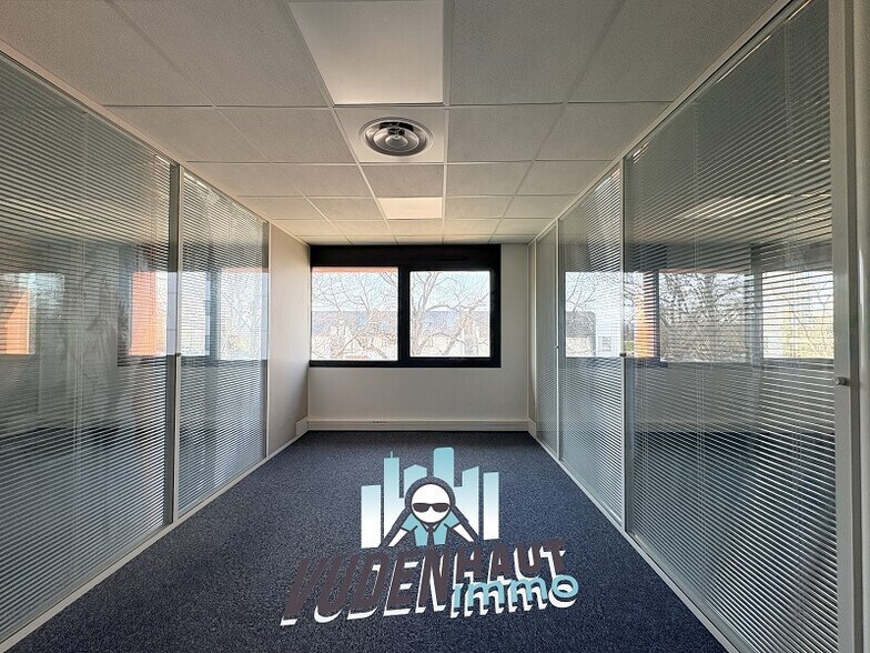 Office in Labège to rent - Interior Photo - Image 2 of 13