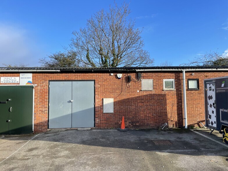 Kilton Ter, Worksop S80 2DQ Light Industrial for Rent UK