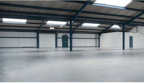 Netherhampton Rd, Salisbury to rent - Building Photo - Image 3 of 14