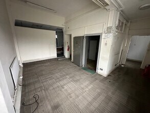 3-4 Stafford Rd, Wolverhampton to rent Interior Photo- Image 2 of 3