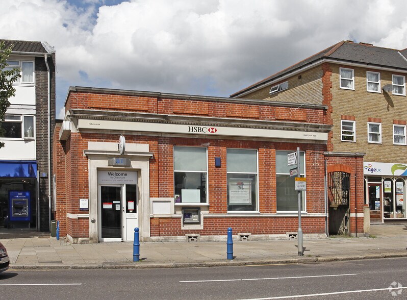 81 Turners Hl, Cheshunt for sale - Primary Photo - Image 1 of 1