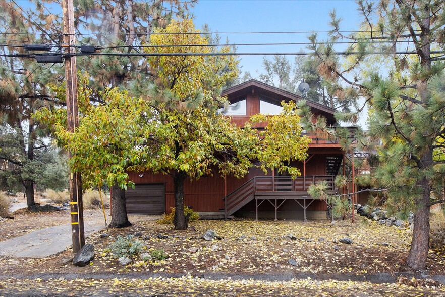 16280 Askin Dr, Pine Mountain Club, CA for sale - Primary Photo - Image 1 of 12