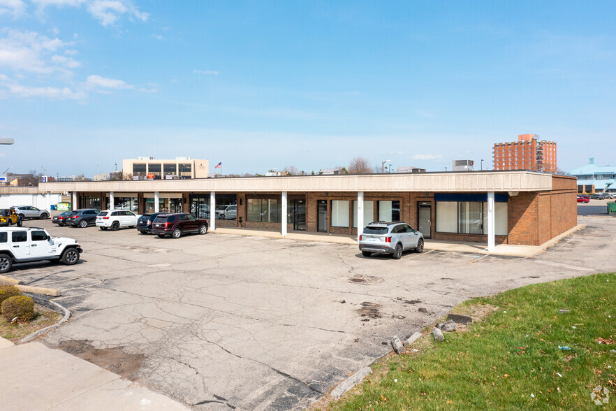 3351-3363 3rd St, Wyandotte, MI for rent - Building Photo - Image 1 of 4