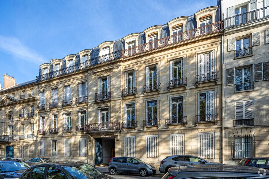 Office in Versailles to rent - Building Photo - Image 2 of 2