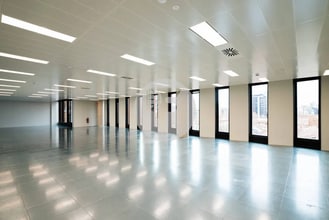 Carrer del Treball, 100, Barcelona, Barcelona to rent Interior Photo- Image 2 of 5