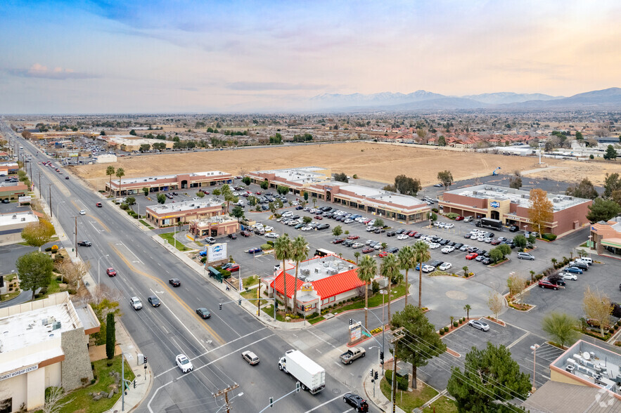 2260 E Palmdale Blvd, Palmdale, CA for sale - Building Photo - Image 3 of 4