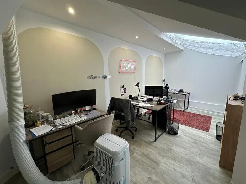 Office in Vincennes for sale - Interior Photo - Image 2 of 11
