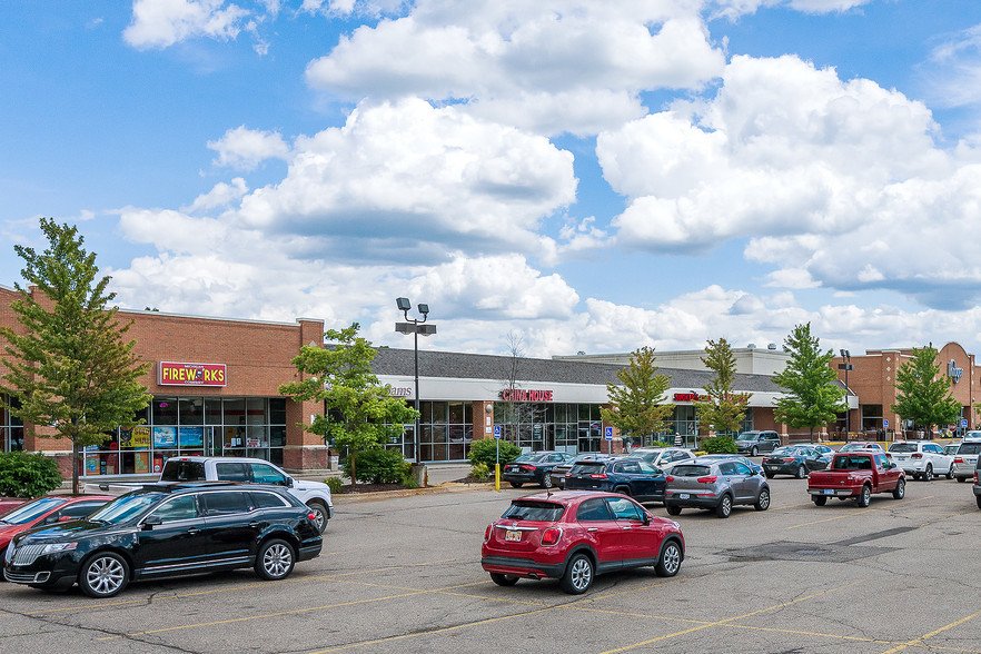 20732-20758 Pontiac Trail Rd, South Lyon, MI for sale - Primary Photo - Image 1 of 1