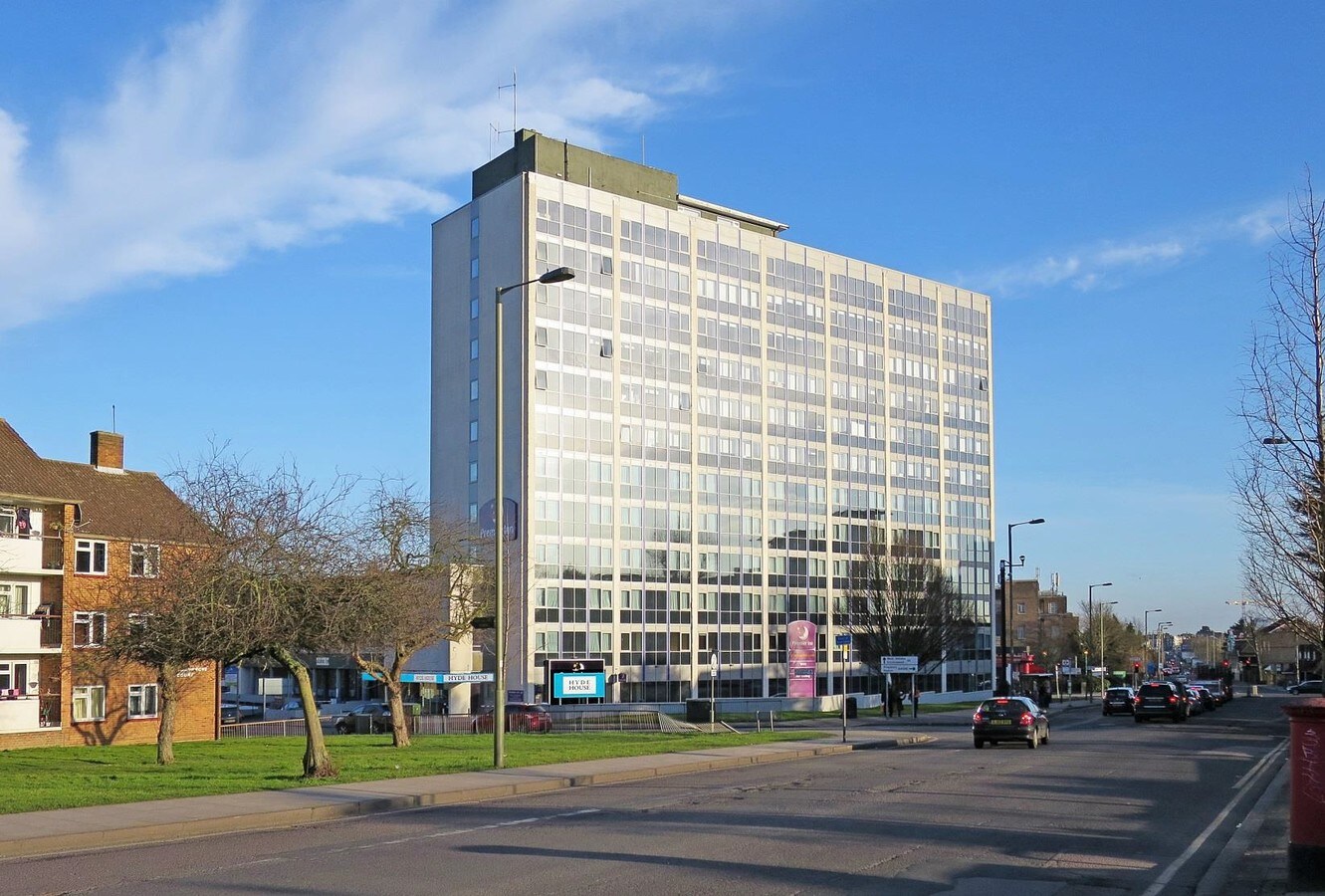 The Hyde, London NW9 6LH UK