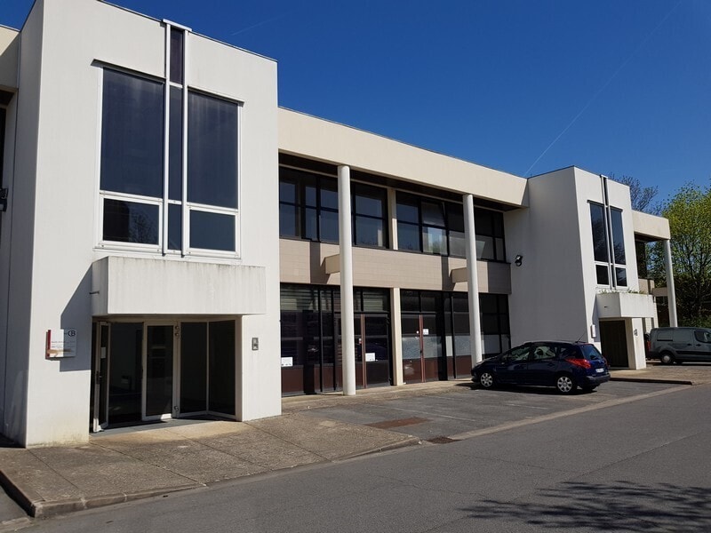 Office in Lognes to rent Building Photo- Image 1 of 5