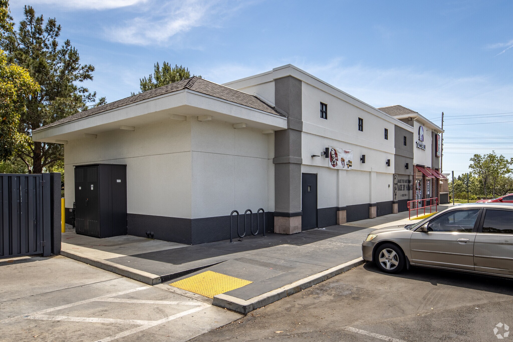 18931995 W Malvern Ave, Fullerton 92833 Amerige Heights Town Center