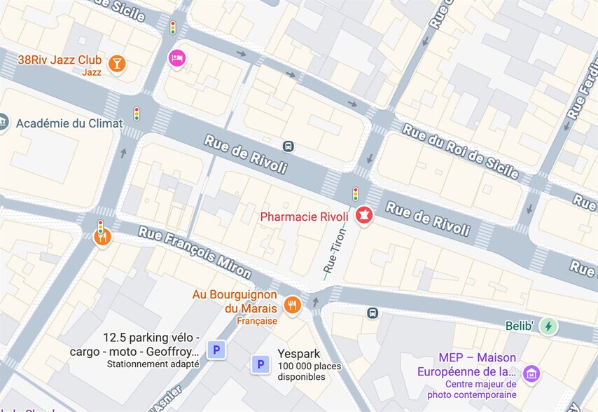 Retail in Paris to rent - Building Photo - Image 2 of 5