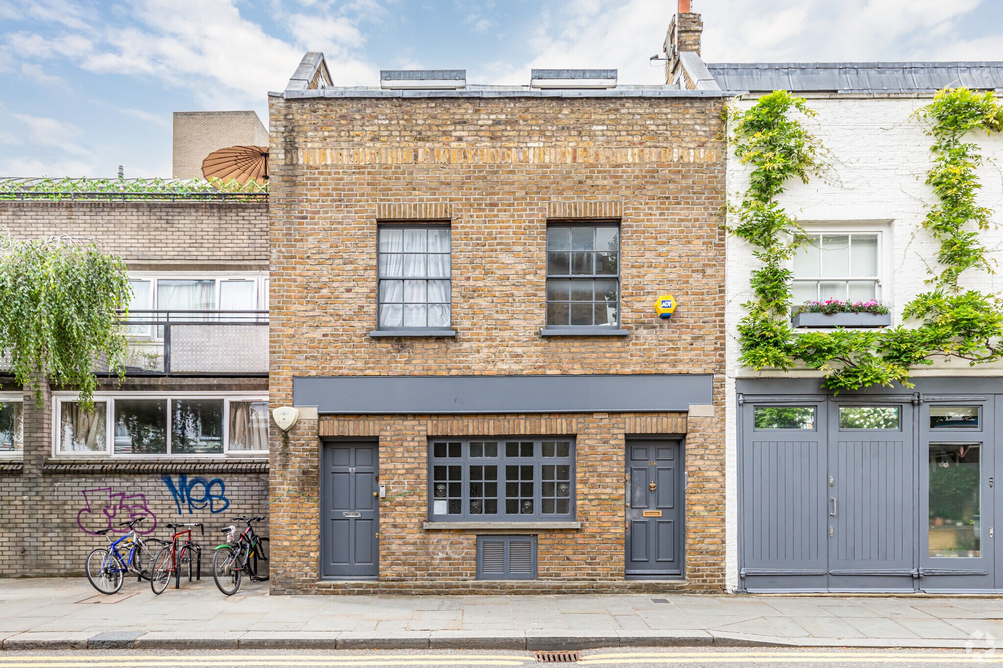 57 Portobello Rd, London for sale Primary Photo- Image 1 of 1