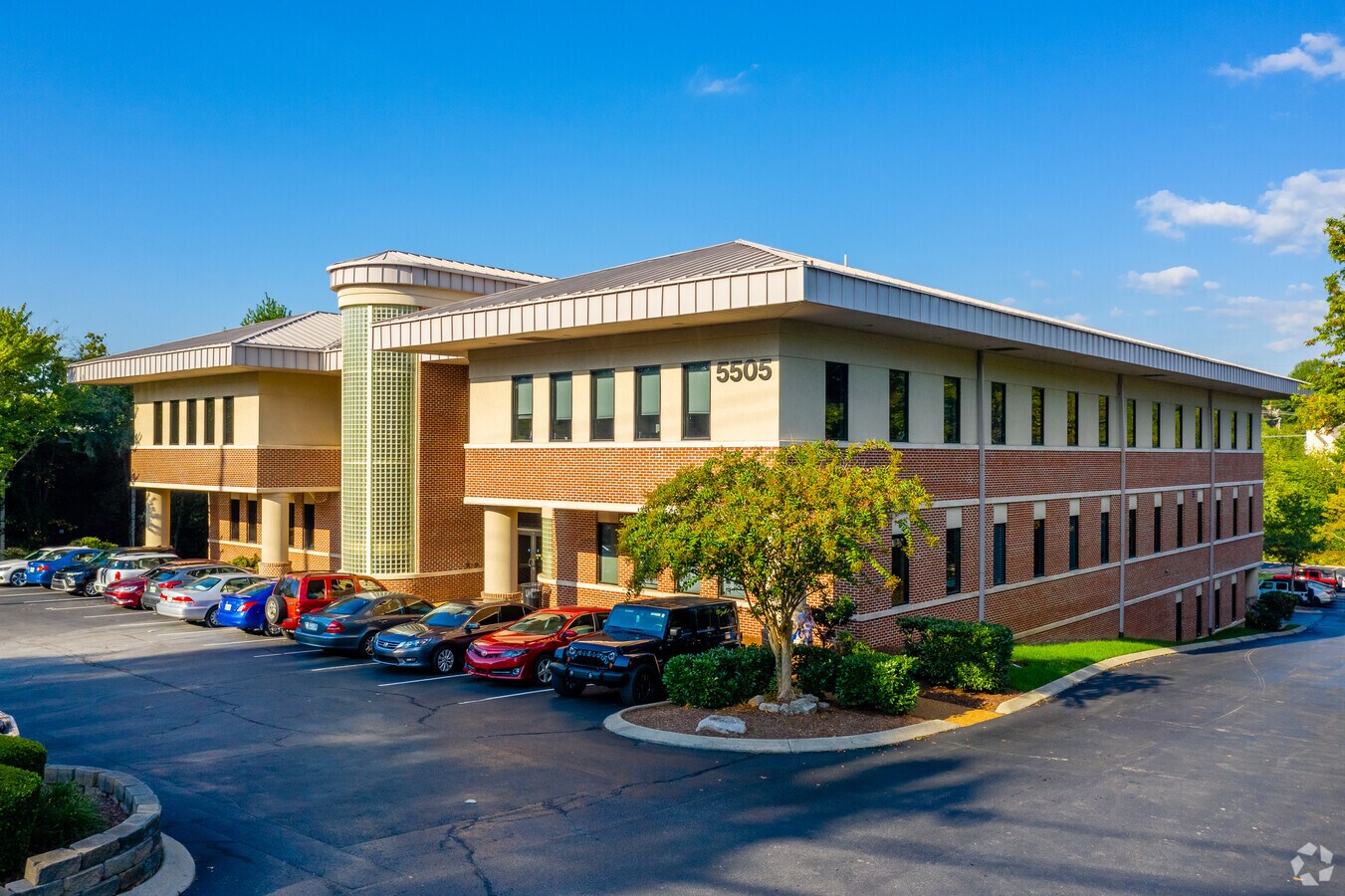 5505 Edmondson Pike, Nashville, TN 37211 Edmondson Pike Medical