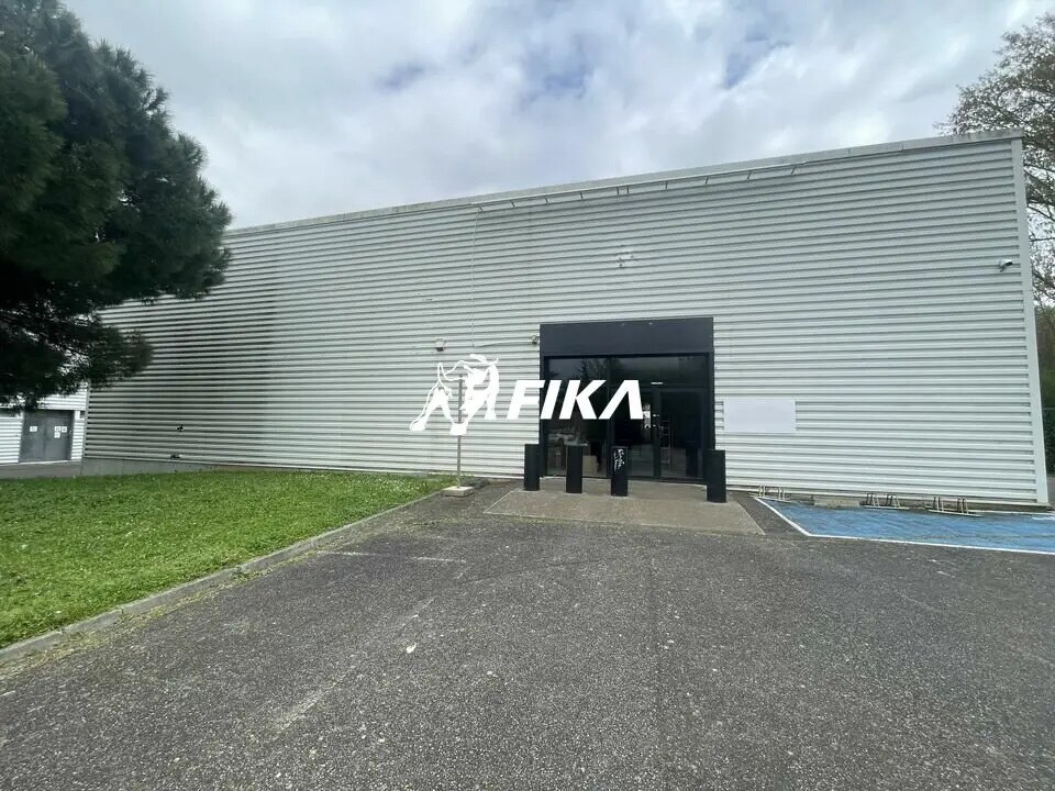 Light Industrial in Toulouse to rent Building Photo- Image 1 of 10