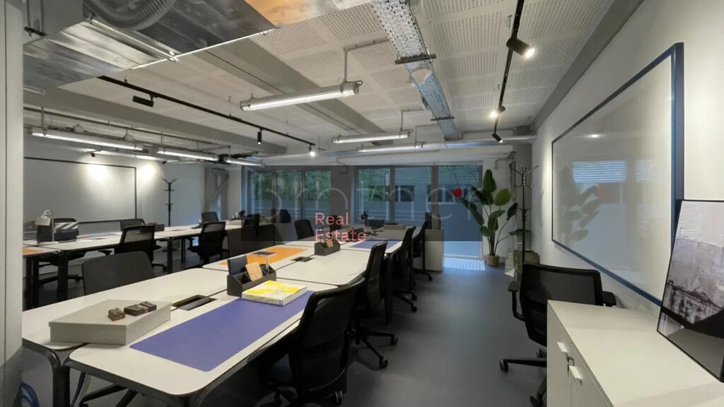Location Bureaux 84 m² à 477 m² - Photo 1