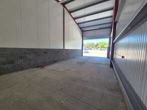 Hall Rd, Hopton to rent Interior Photo- Image 2 of 2