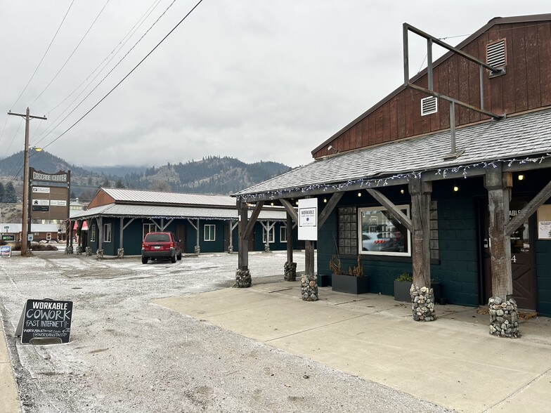 North Cascades Hwy, Twisp, WA for sale - Building Photo - Image 3 of 3