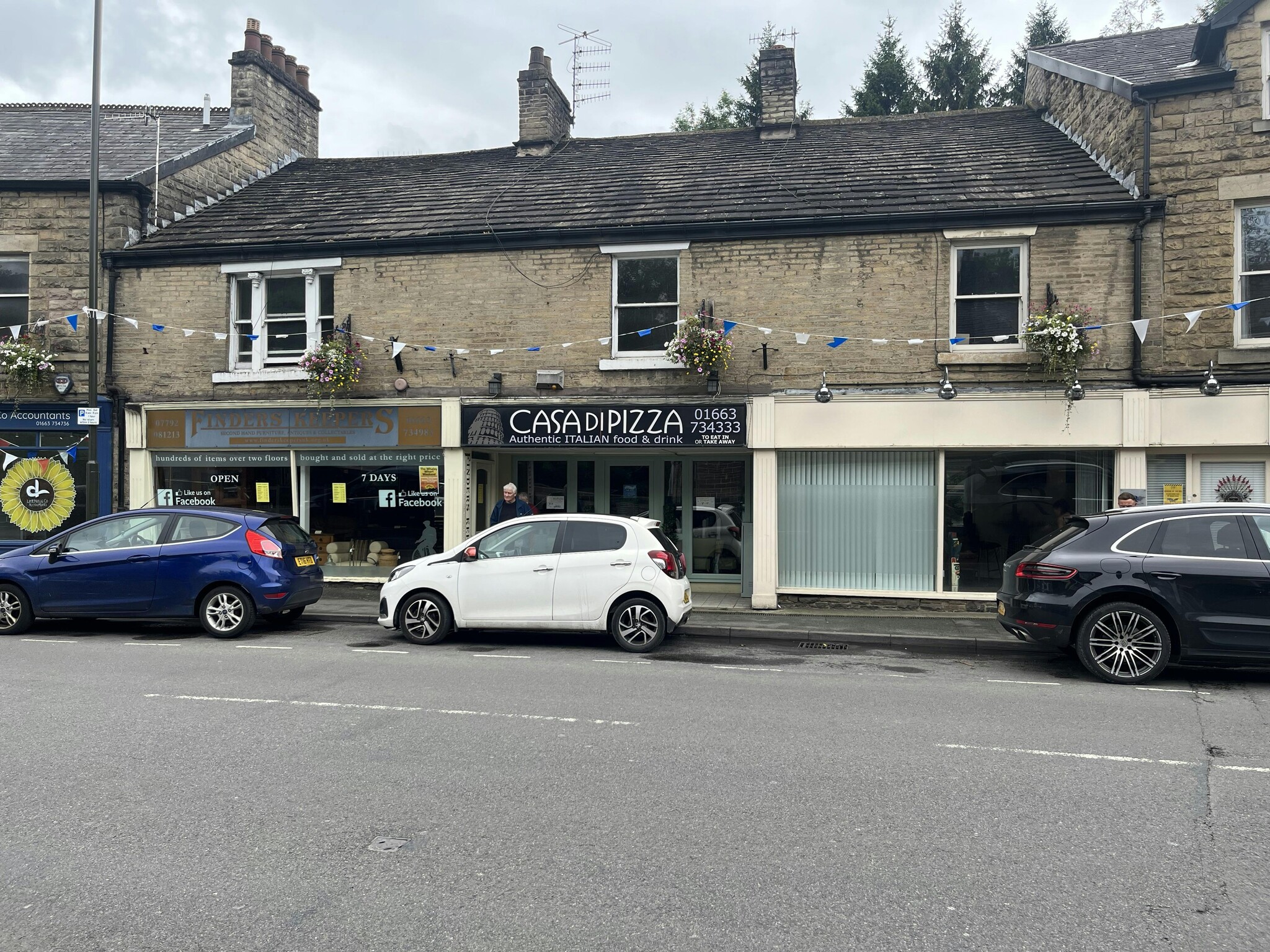 5 Market St, Whaley Bridge for sale Primary Photo- Image 1 of 14
