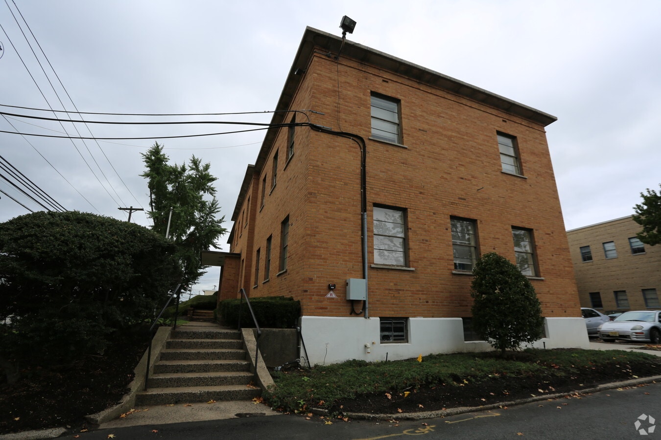 790 Bloomfield Ave, Clifton 07012