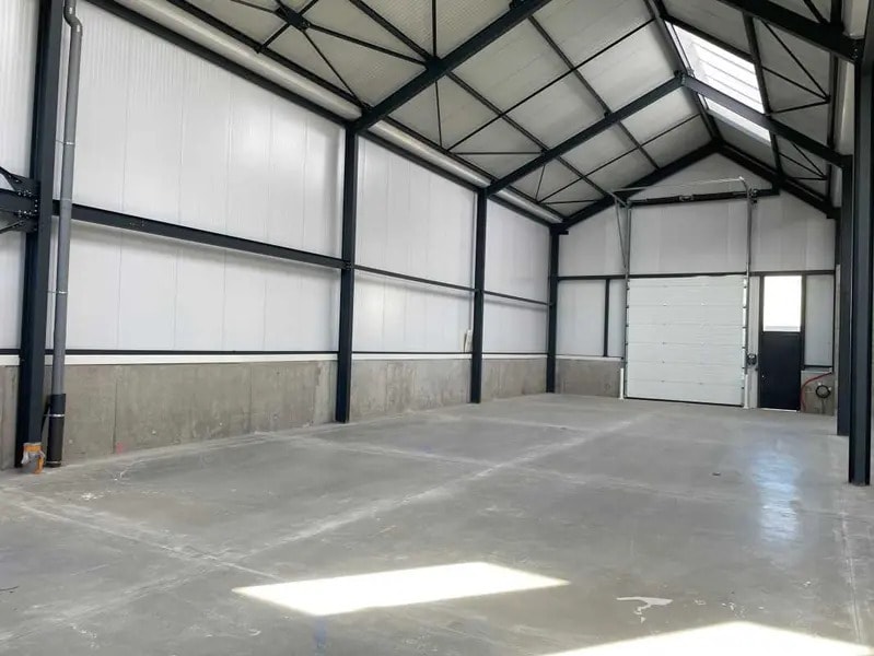 Industrial in Toussieu for sale Building Photo- Image 1 of 6