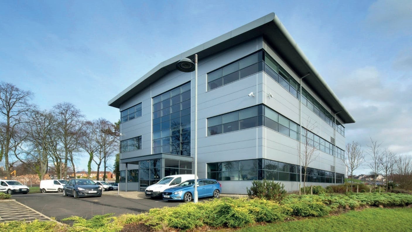 Airbles Rd, Motherwell to rent Building Photo- Image 1 of 2