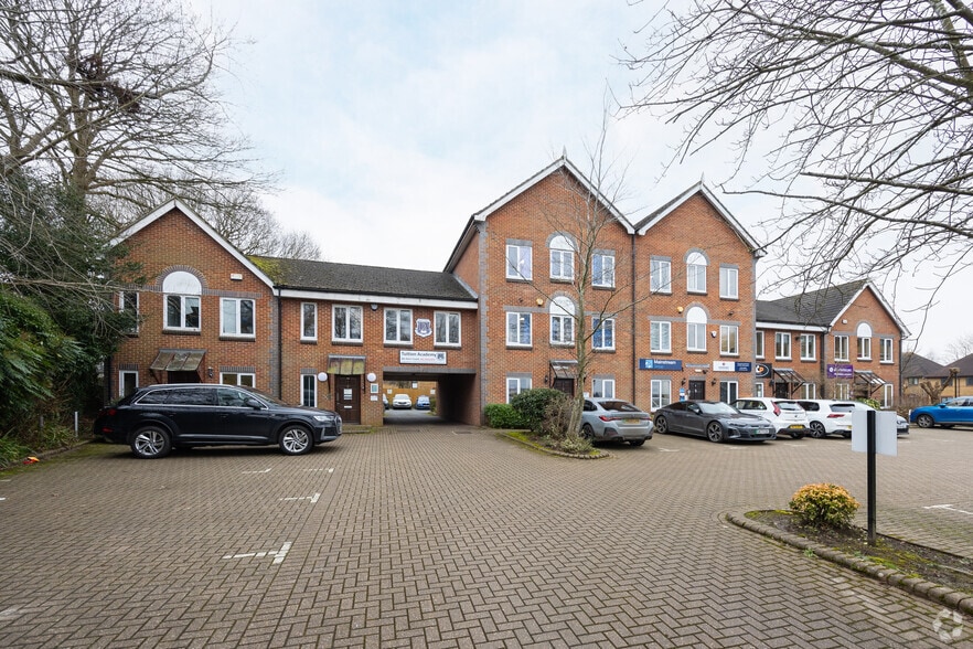 Armstrong Rd, Maidstone for sale - Primary Photo - Image 1 of 1