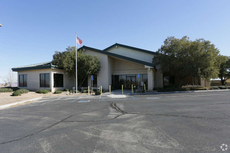 2601 Barstow Rd, Barstow, CA for sale - Primary Photo - Image 1 of 1