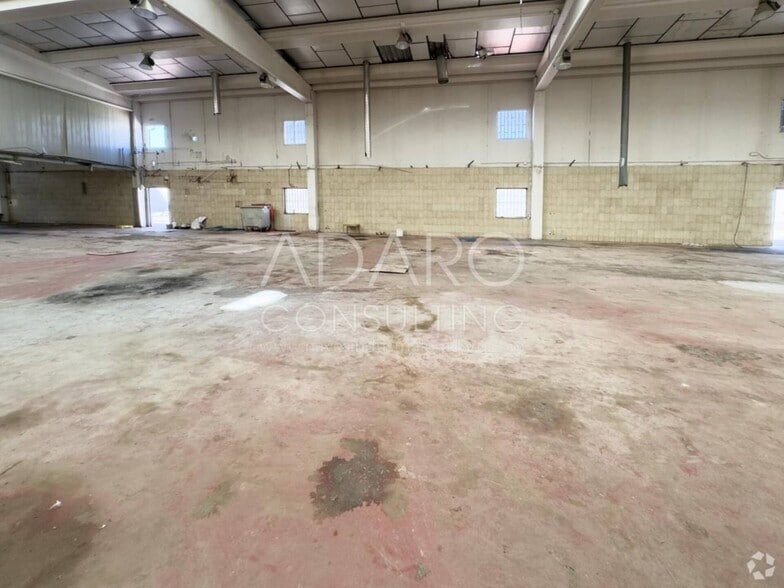 Industrial in Madrid, Madrid for sale - Building Photo - Image 2 of 9
