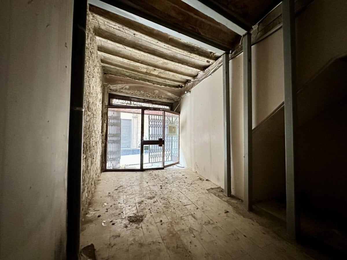 Carrer Sant Miquel, 23, Manresa, BAR 08241 - Unit Pt01 -  - Interior Photo - Image 2 of 7