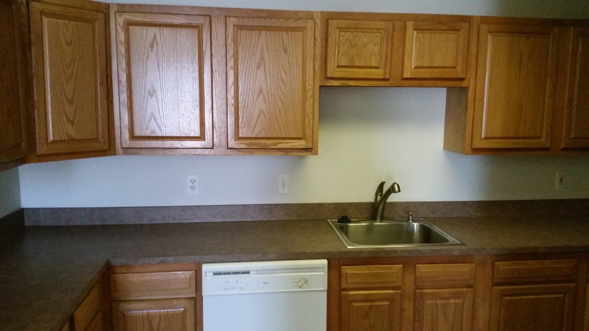 22511 Telegraph Rd, Southfield, MI to rent Interior Photo- Image 1 of 3