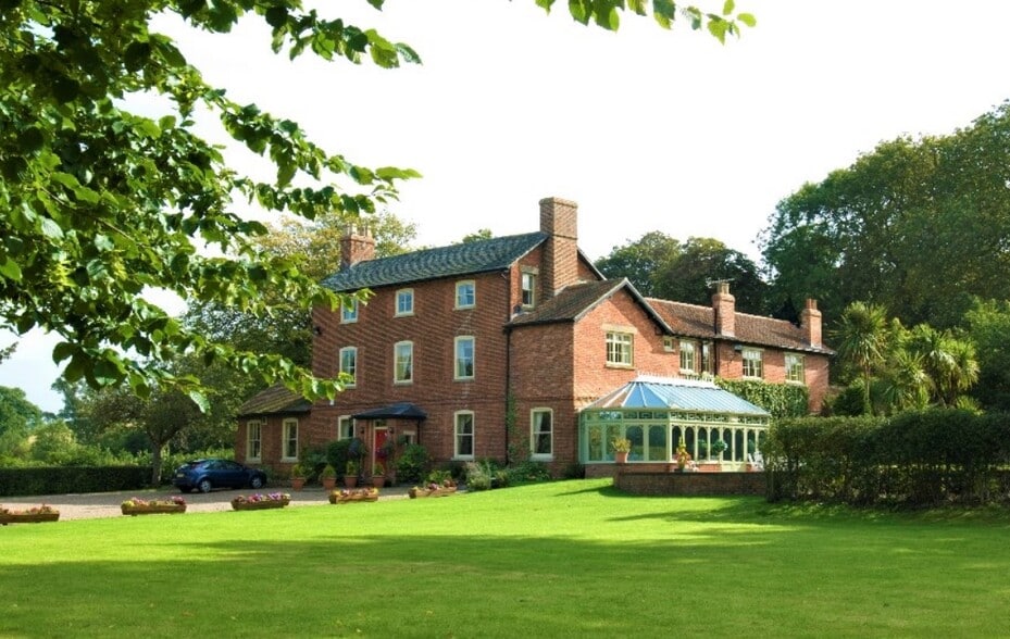 6 Croxton Rd, Knipton for sale - Primary Photo - Image 1 of 1