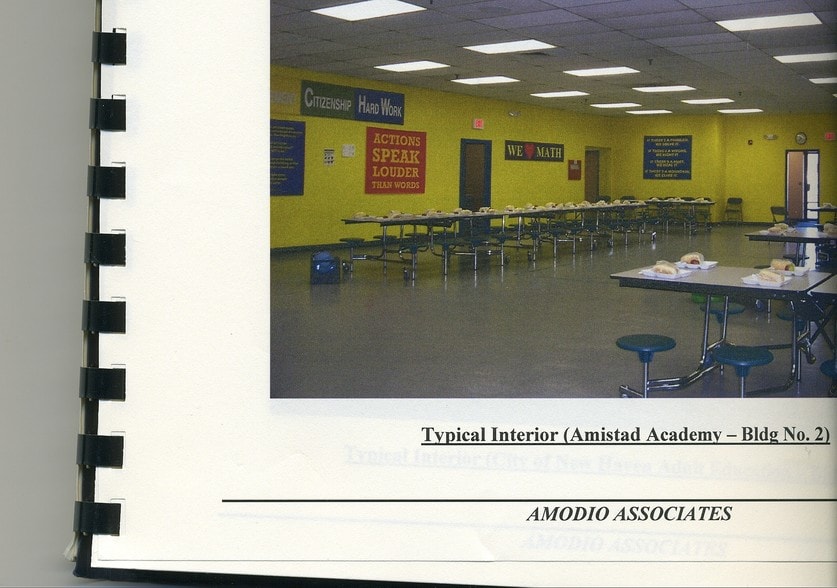 560 Ella T Grasso Blvd, New Haven, CT to rent - Interior Photo - Image 2 of 7