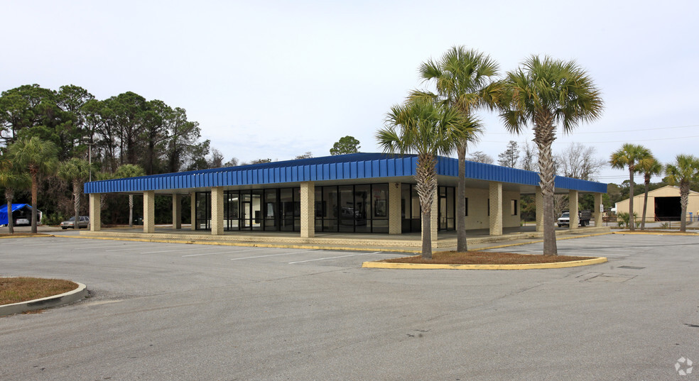 704 W 15th St, Panama City, FL for rent - Primary Photo - Image 2 of 4