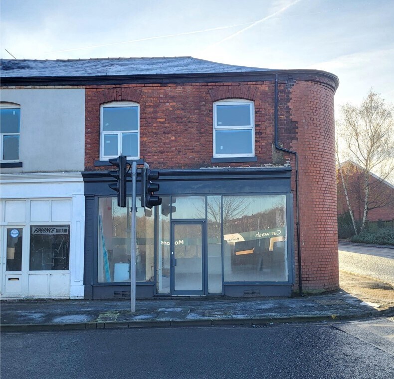 76 Mottram Rd, Hyde for sale Primary Photo- Image 1 of 1
