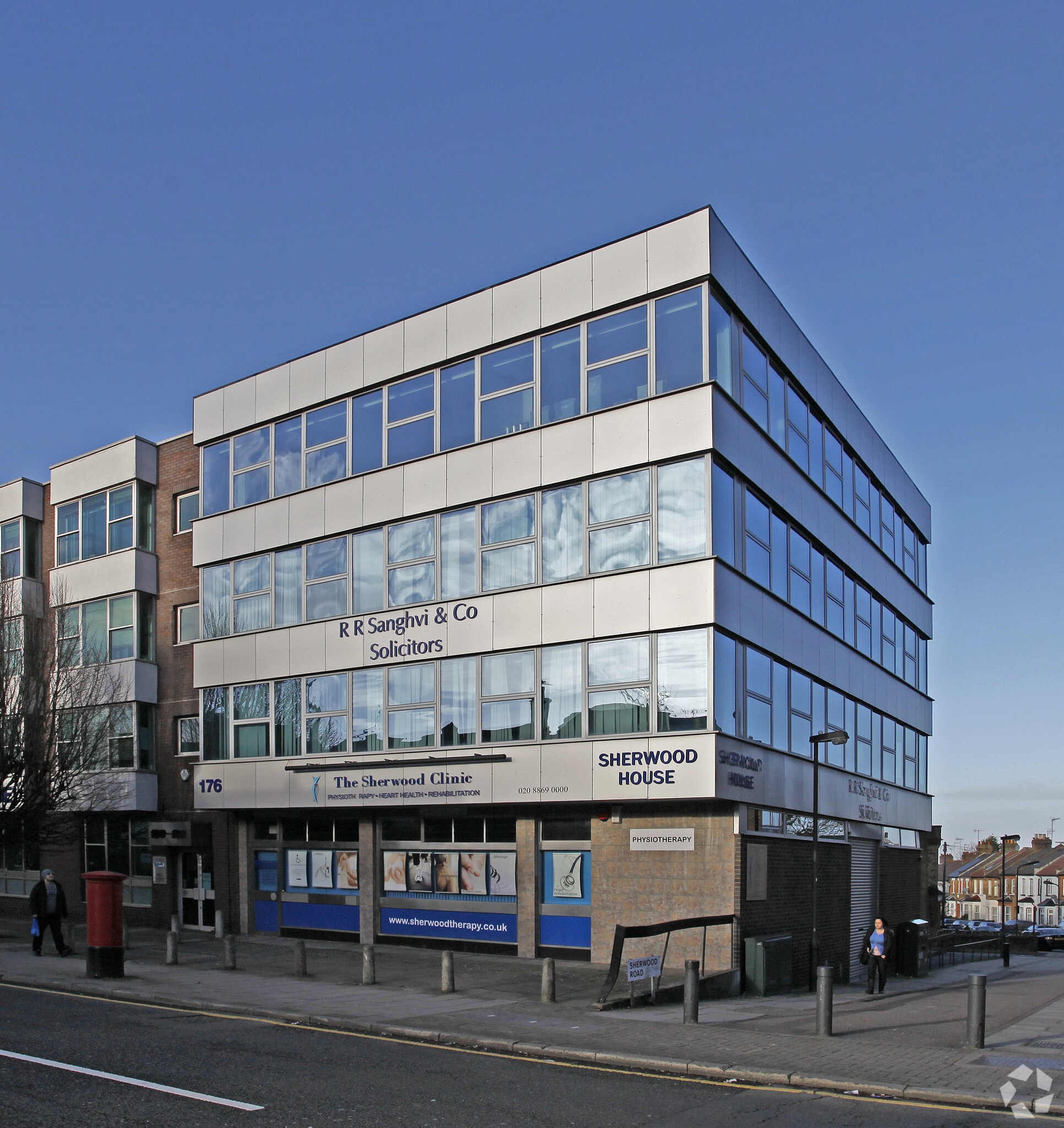 176 Northolt Rd, Harrow for sale Primary Photo- Image 1 of 3