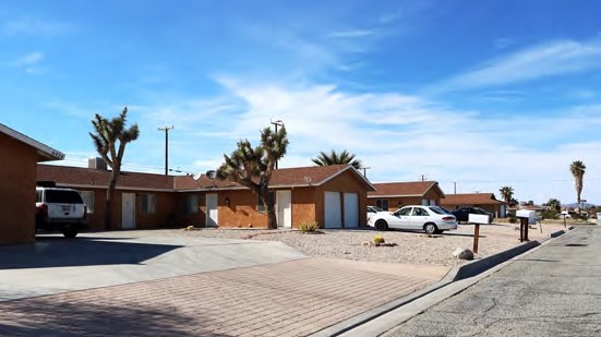 6424 Athol Ave, Twentynine Palms, CA for sale - Primary Photo - Image 1 of 33