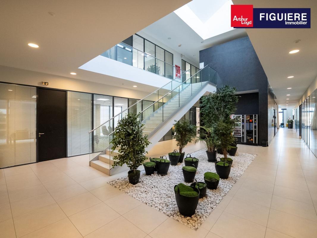 545 Rue Henri Delaunay, Aix-en-Provence for sale Interior Photo- Image 1 of 7