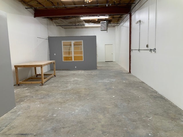 41-43 Germay Dr, Wilmington, DE to rent Interior Photo- Image 1 of 6