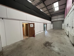 Florence Road Industrial Estate, Kelly Bray to rent Interior Photo- Image 2 of 7