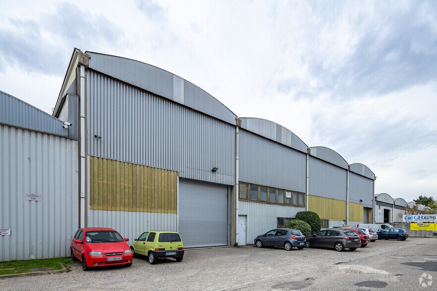 21 Rue Du Lyonnais, Saint-Priest for sale - Primary Photo - Image 1 of 1