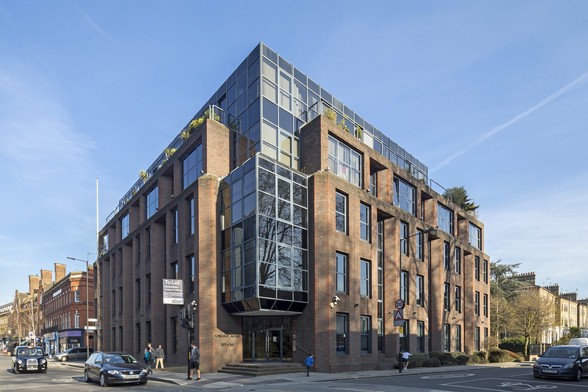 137-143 Hammersmith Rd, London to rent Building Photo- Image 1 of 1