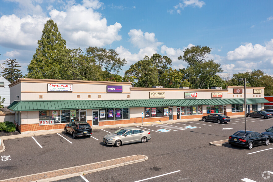 239-249 White Horse Pike, Lawnside, NJ for rent - Building Photo - Image 1 of 12