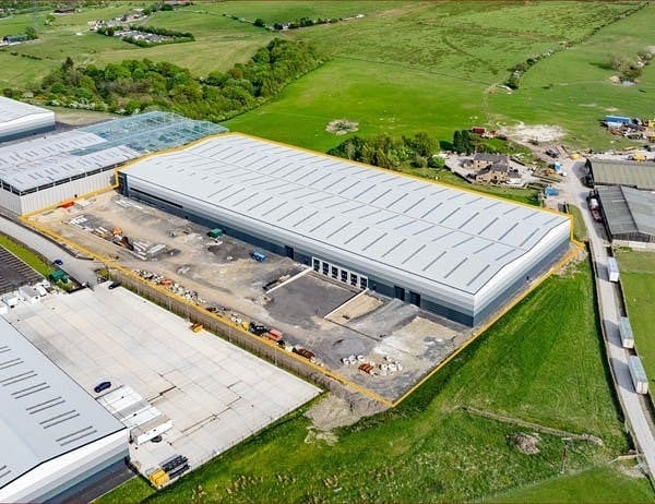 Frontier Ave, Blackburn to rent - Building Photo - Image 2 of 10