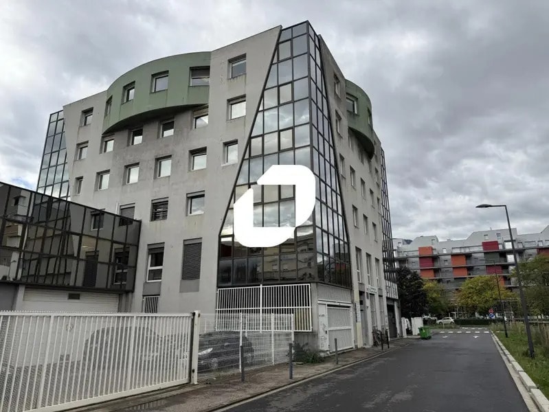 Vente Bureaux 458 m² - Photo 1