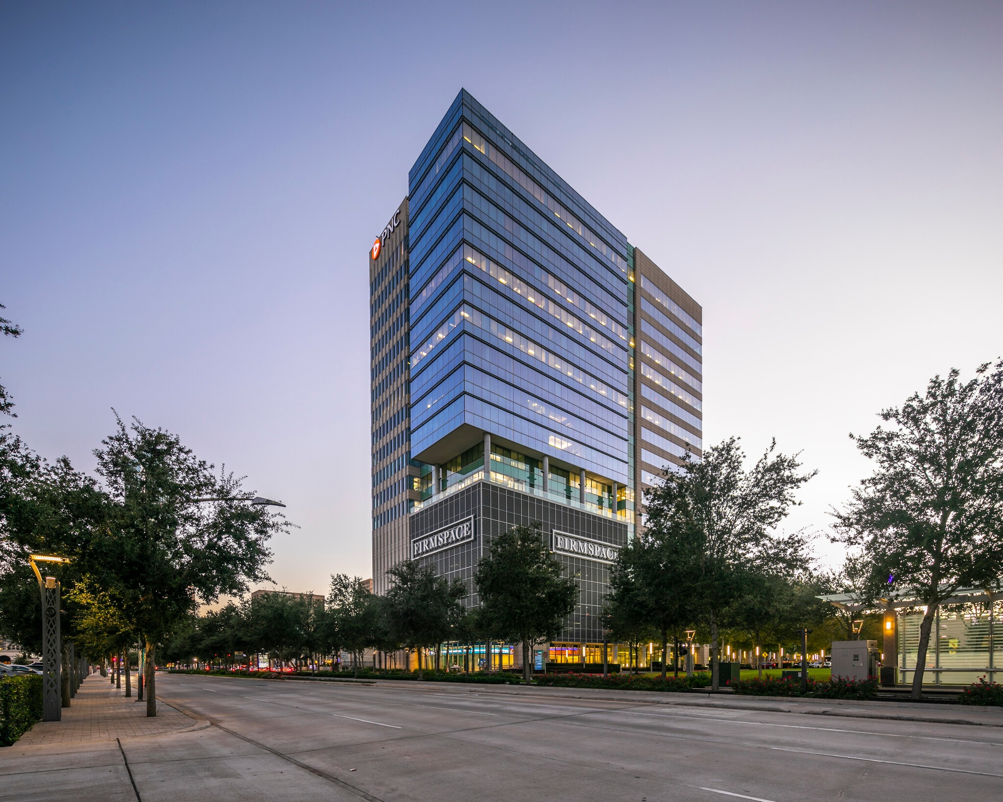 2200 Post Oak Blvd, Houston, TX to rent Building Photo- Image 1 of 15