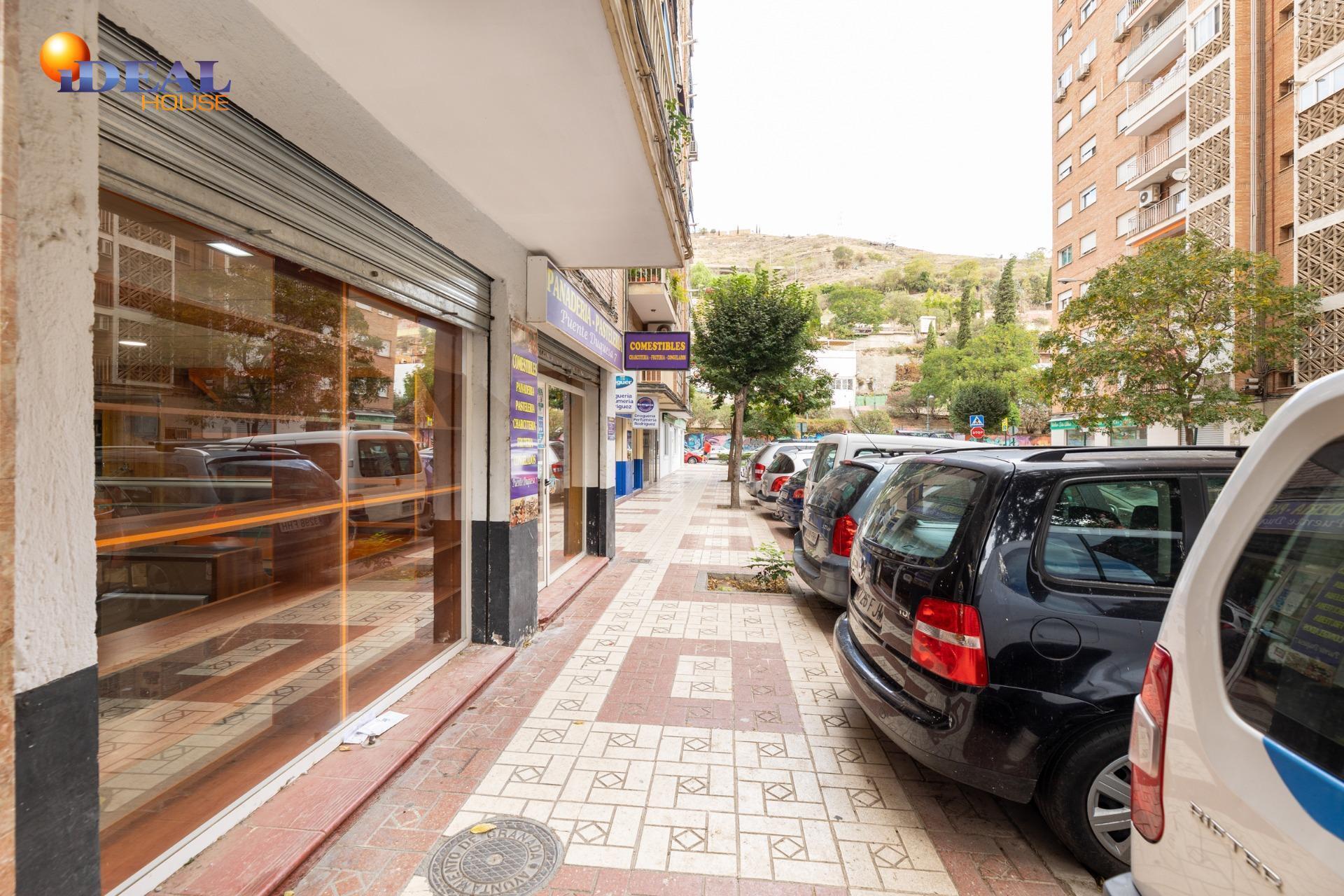 Retail in Las Gabias for sale Building Photo- Image 1 of 25