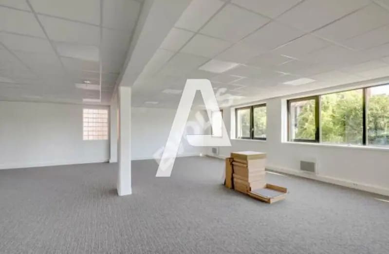 4 Rue Auguste Blanqui, Gentilly for sale Interior Photo- Image 1 of 9