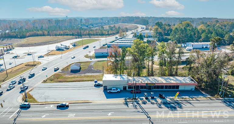 2009 Montague Avenue Ext, Greenwood, SC for sale - Building Photo - Image 1 of 3